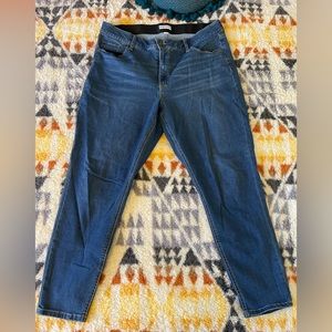 Ava and Viv plus size 20 medium wash skinny jeans